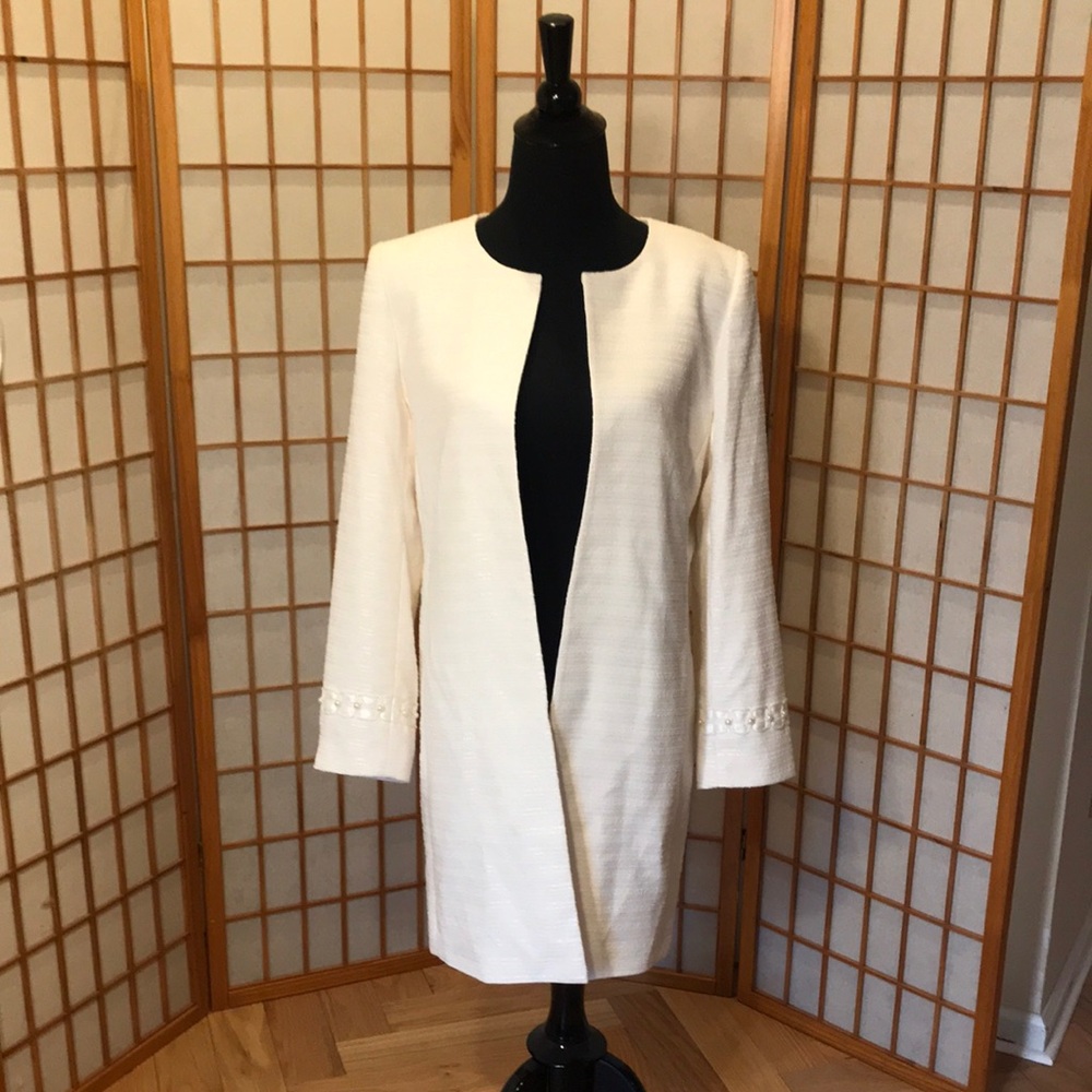 Elegant White Women's Coat